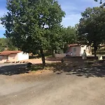 Village de vacances Les Sentiers Du Causse Lentillac du Causse