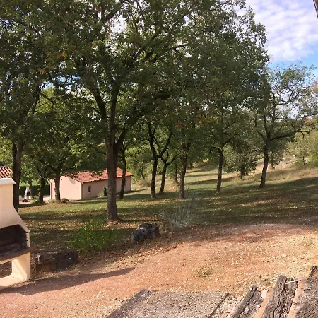 Les Sentiers Du Causse Tatil parkı Lentillac du Causse
