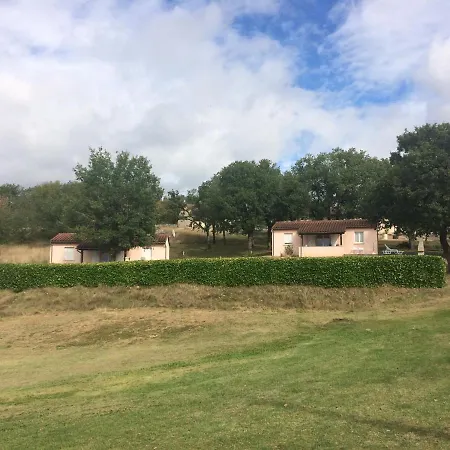 Parque de vacaciones Les Sentiers Du Causse Lentillac du Causse