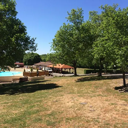 Les Sentiers Du Causse Vakantiepark