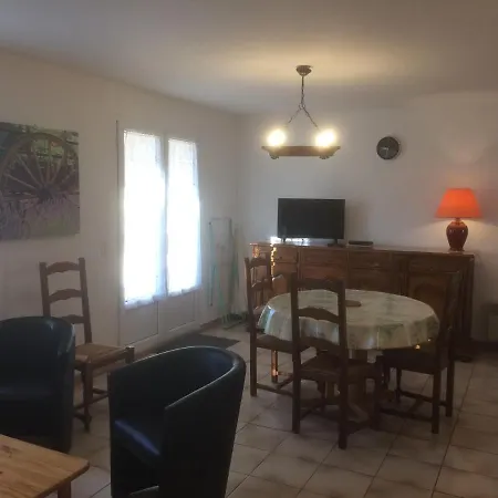 Les Sentiers Du Causse Holiday park