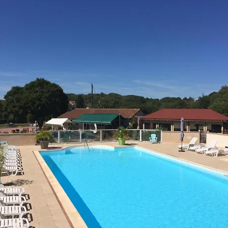 Les Sentiers Du Causse Vakantiepark