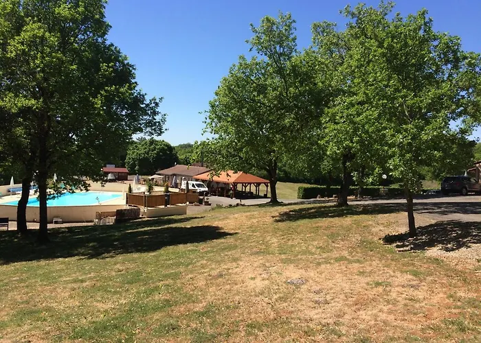 Les Sentiers Du Causse Semesterpark