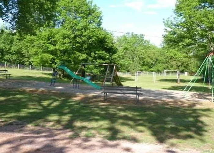 Les Sentiers Du Causse Semesterpark Lentillac du Causse