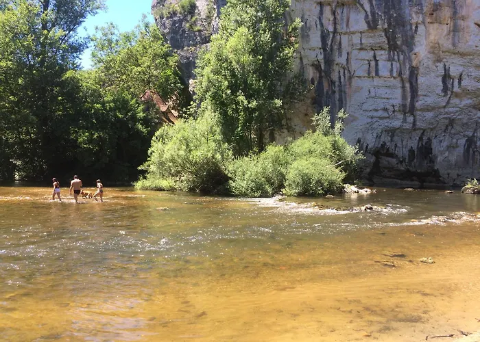 Les Sentiers Du Causse Semesterpark